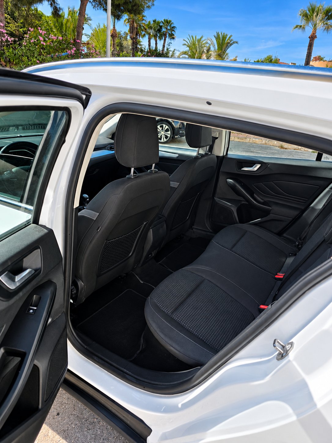 Ford Focus — 6