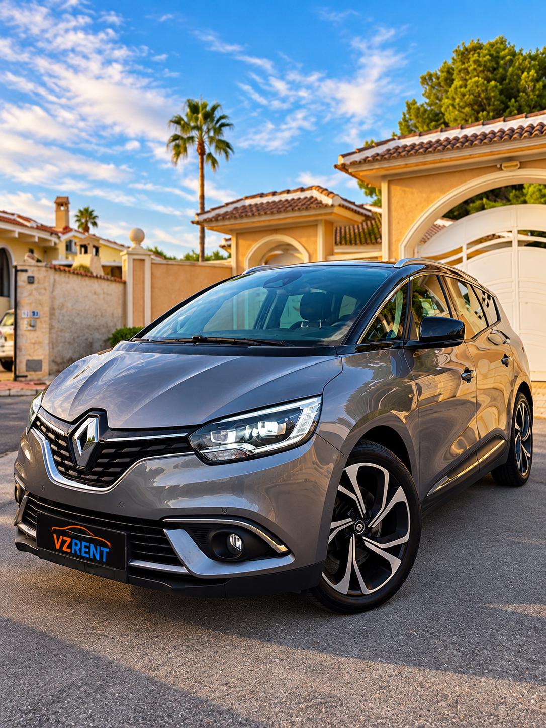 Renault  Grand Scenic 7PL — 3