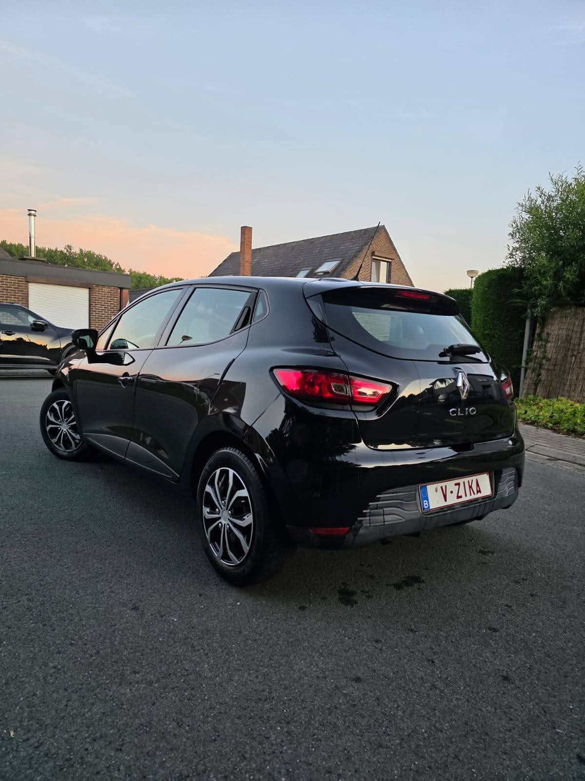 Renault Clio 4 — 3